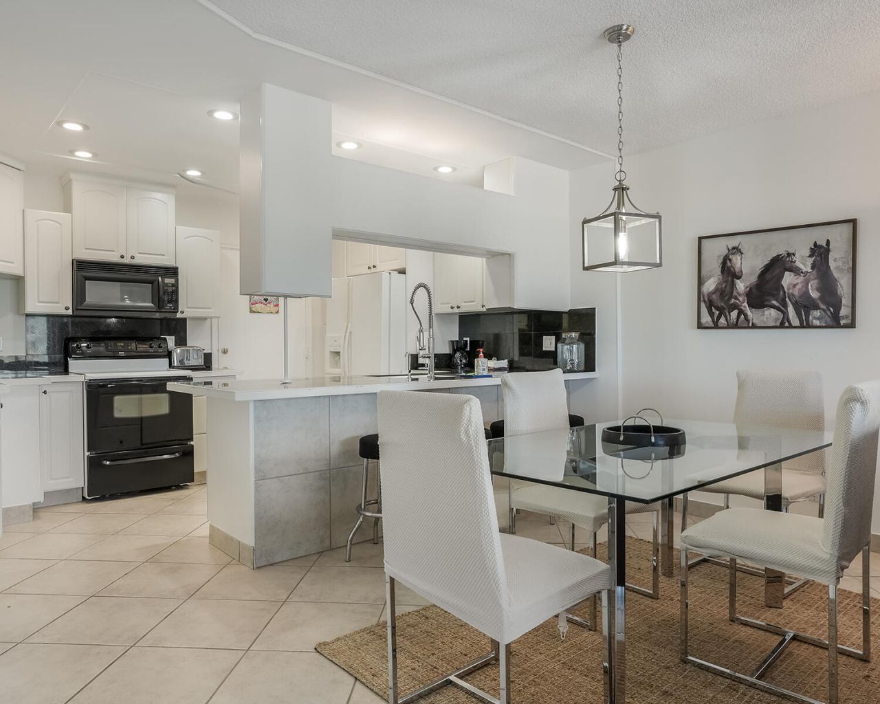 4770 NW 21st Street, Unit 402, Lauderhill, FL 33313 Photo