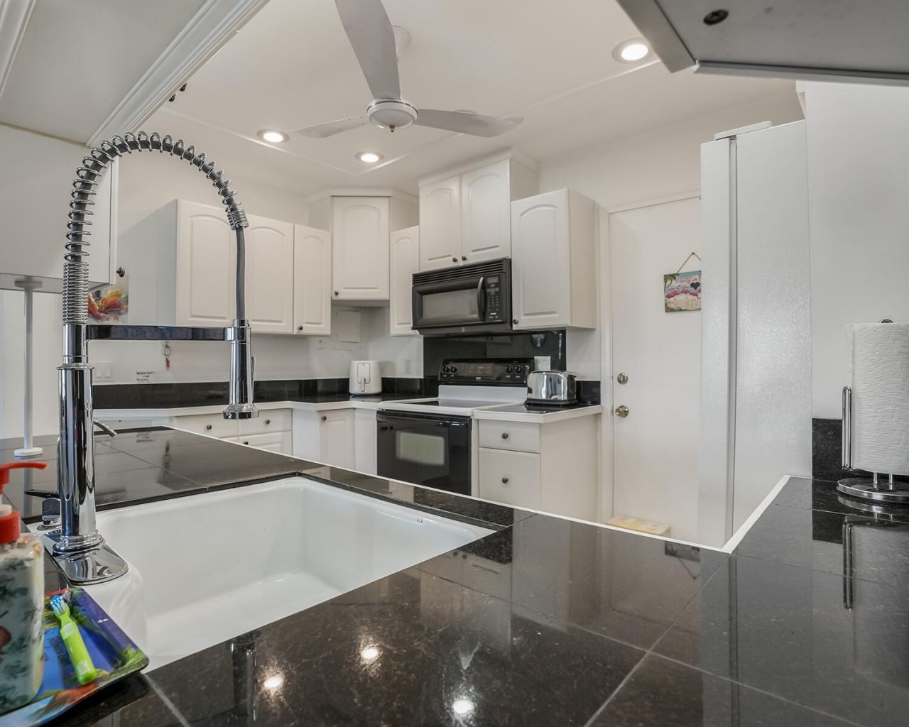 4770 NW 21st Street, Unit 402, Lauderhill, FL 33313 Photo