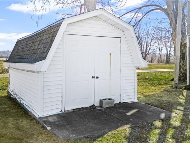 5505 Buckneck Road, Bradford, OH 45308 Photo 18