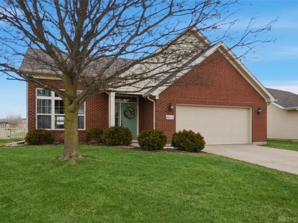 653 Willow Point Court, Troy, OH 45373