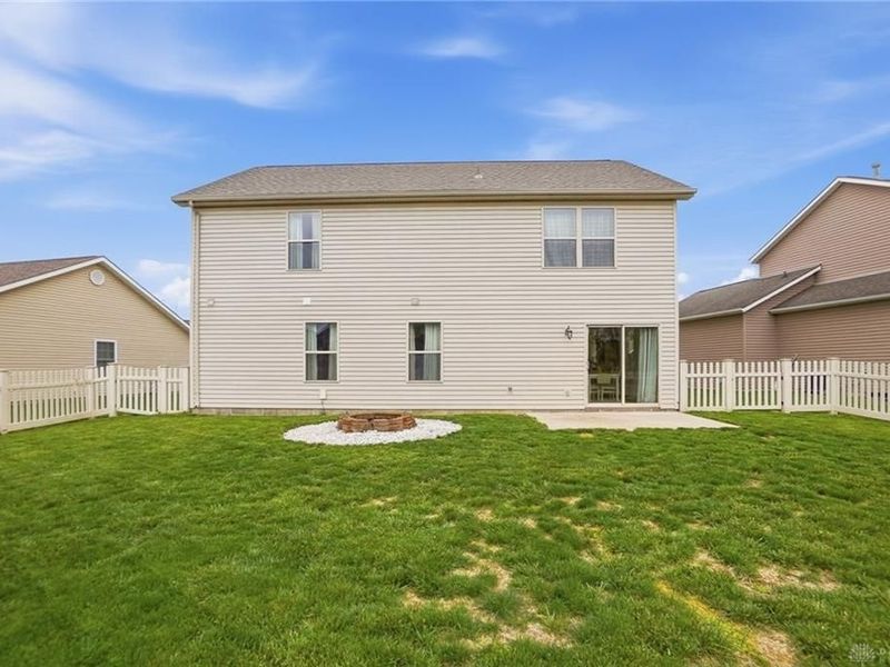 653 Willow Point Court, Troy, OH 45373 Photo 33