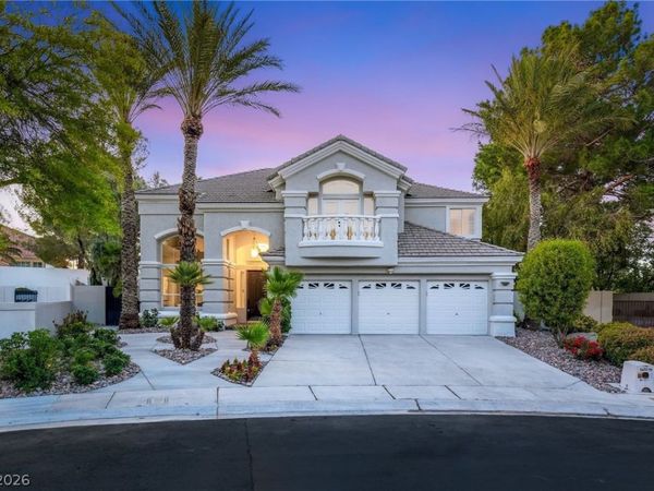 8800 Cortile Drive , Las Vegas, NV 89134