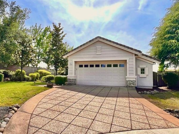 886 Meadowhill Ct, Lincoln, CA 95648
