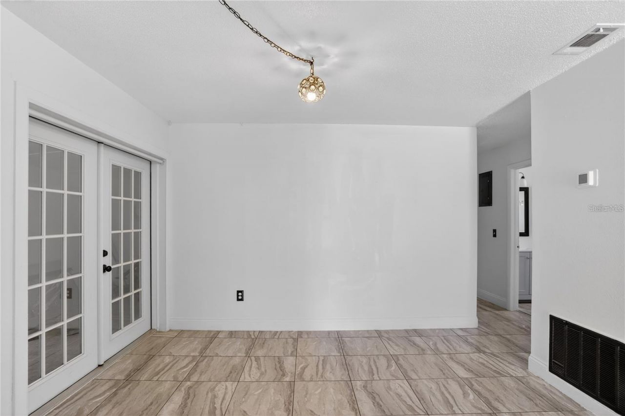 8071 Rhea Circle, Unit B, Orlando, FL 32807 Photo