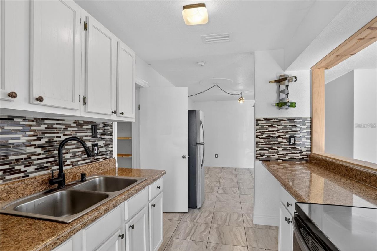 8071 Rhea Circle, Unit B, Orlando, FL 32807 Photo