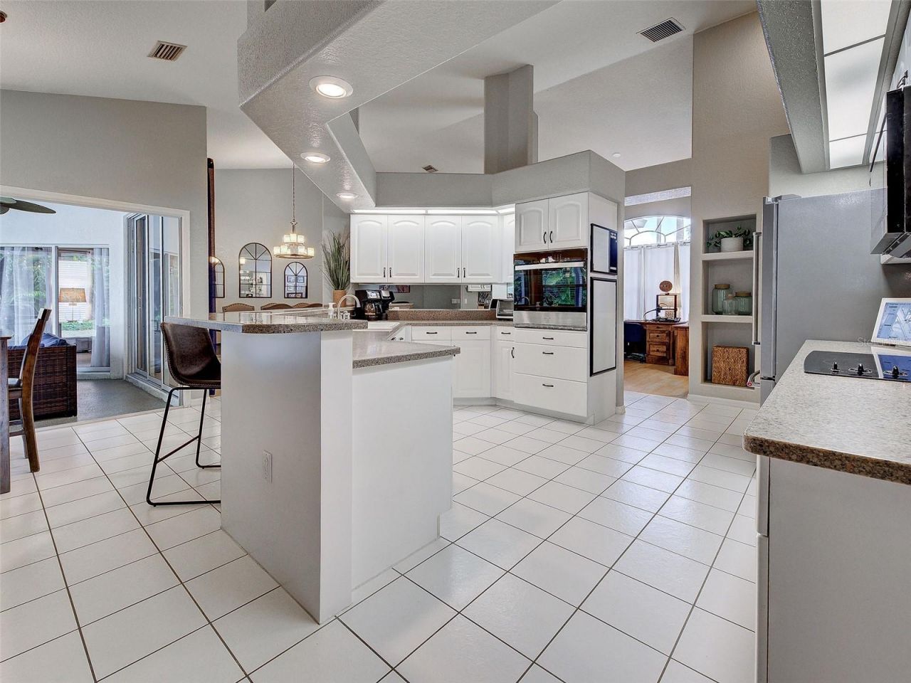 1303 E Gate Drive, Venice, FL 34285 Photo