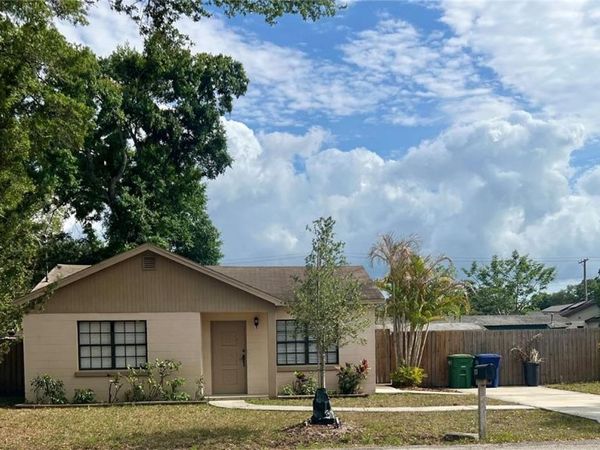 3110 W IVY STREET , TAMPA, FL 33607