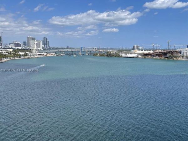 848 Brickell Key Dr , Unit 1402, Miami, FL 33131