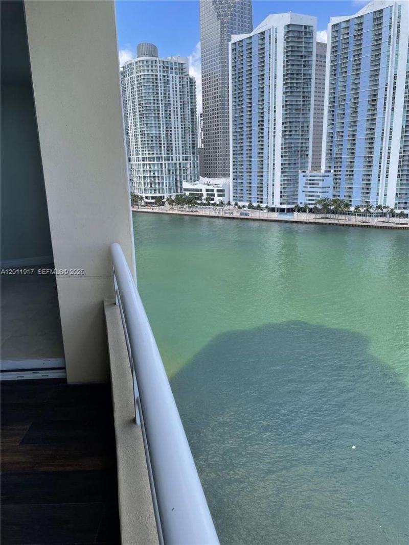 848 Brickell Key Dr , Unit 1402, Miami, FL 33131 Photo