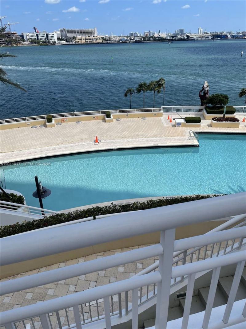 848 Brickell Key Dr , Unit 1402, Miami, FL 33131 Photo