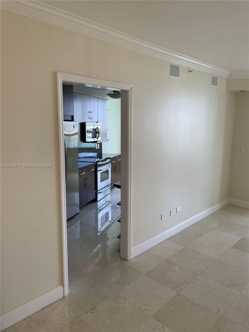 848 Brickell Key Dr , Unit 1402, Miami, FL 33131 Photo