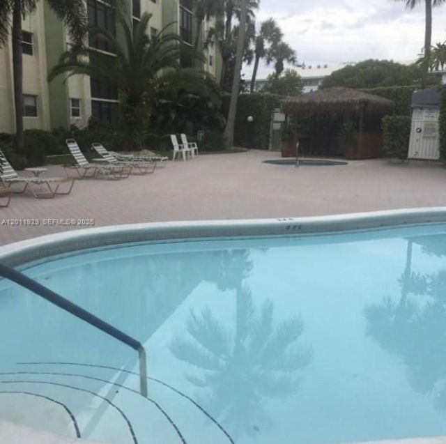 5300 NE 24th Ter, Unit 422C, Fort Lauderdale, FL 33308 Photo
