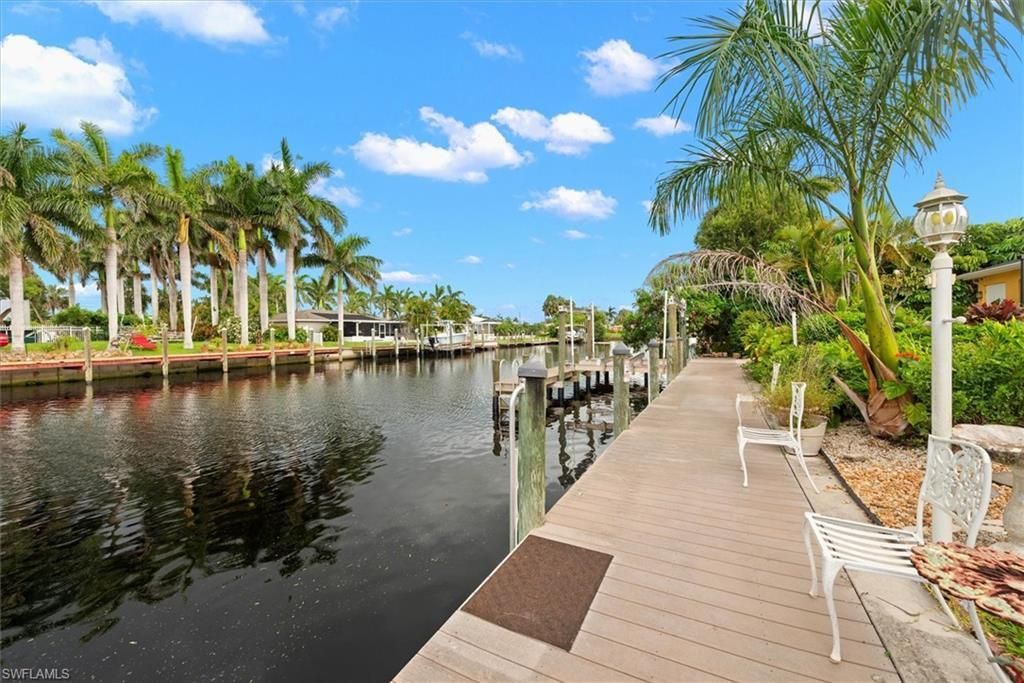 2205 Channel Way, North Fort Myers, FL 33917 Photo