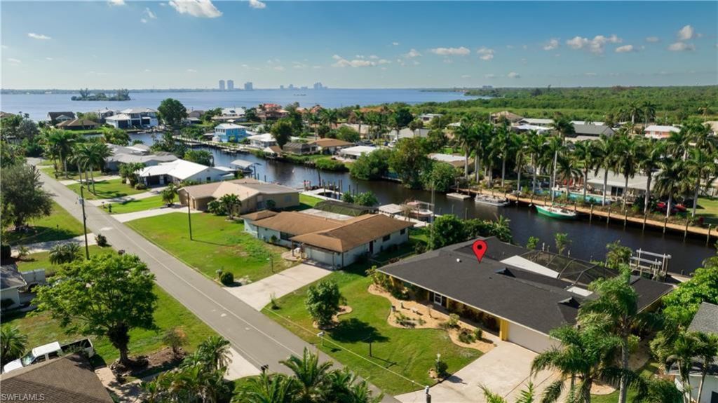 2205 Channel Way, North Fort Myers, FL 33917 Photo