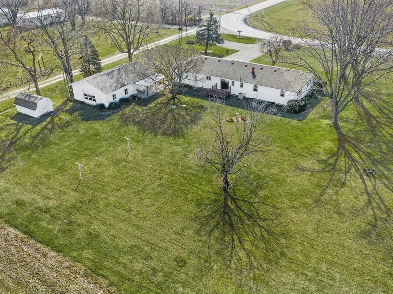 5505 N Buckneck Road, Bradford, OH 45308 Photo 16