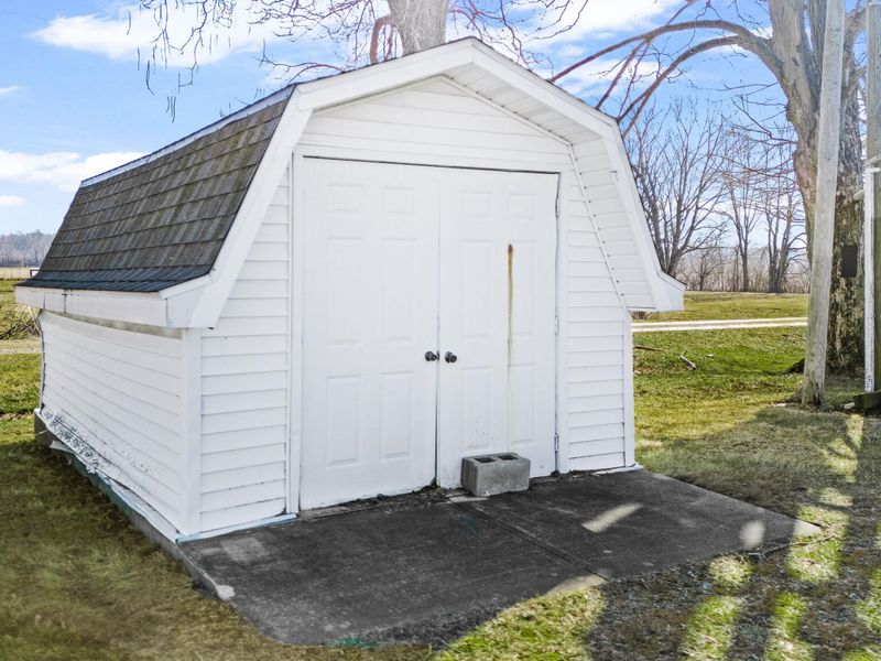 5505 N Buckneck Road, Bradford, OH 45308 Photo 18