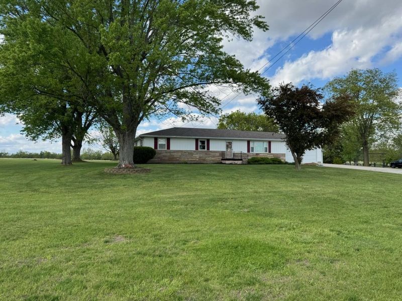 5505 N Buckneck Road, Bradford, OH 45308 Photo 4