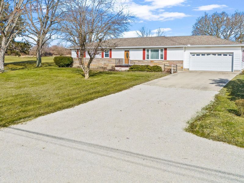 5505 N Buckneck Road, Bradford, OH 45308 Photo 8