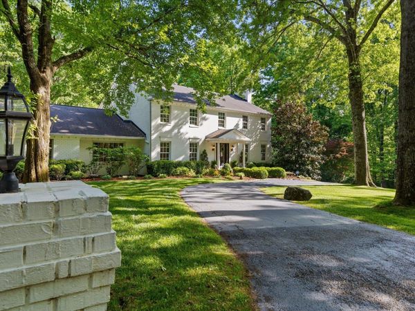 57 Carriage Hill Road , Signal Mountain, TN 37377