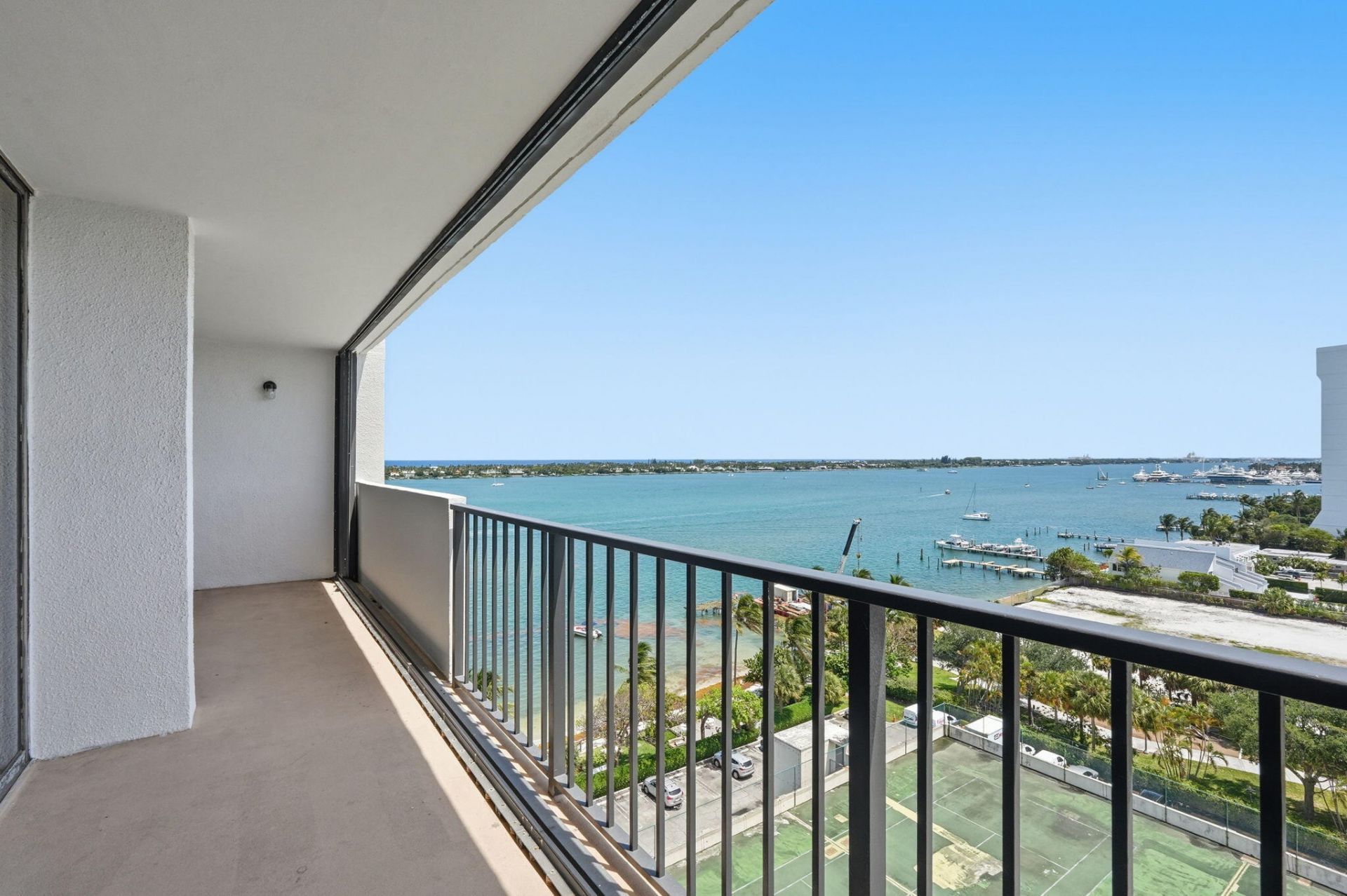 5600 N Flagler Drive, Unit 1110, West Palm Beach, FL 33407 Photo
