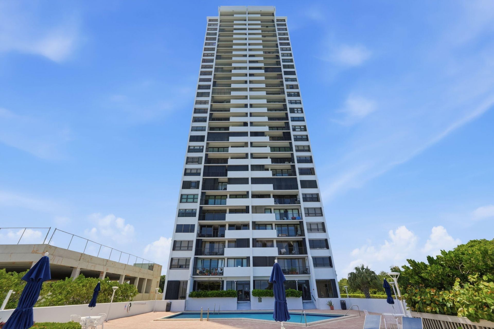 5600 N Flagler Drive, Unit 1110, West Palm Beach, FL 33407 Photo