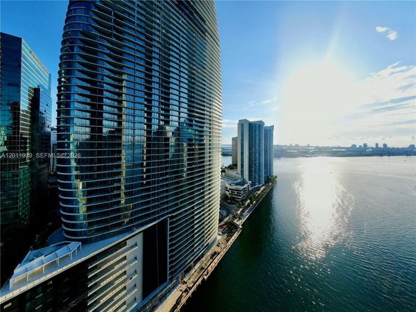 325 S Biscayne Blvd , Unit 3517, Miami, FL 33131