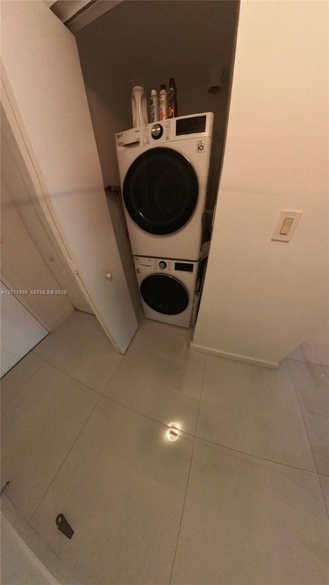 325 S Biscayne Blvd, Unit 3517, Miami, FL 33131 Photo