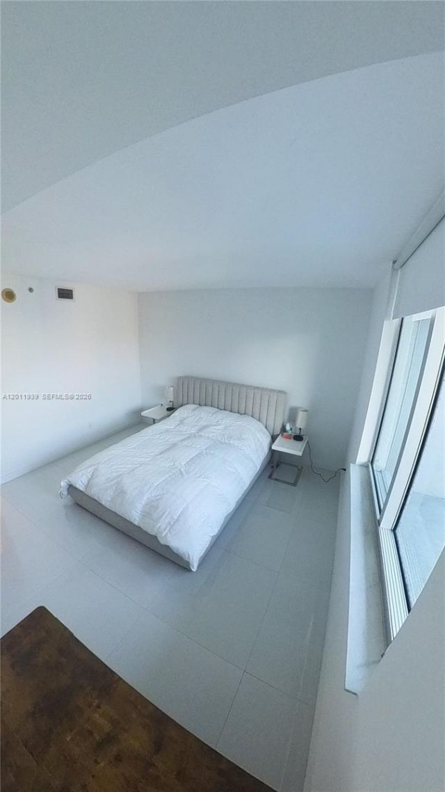325 S Biscayne Blvd, Unit 3517, Miami, FL 33131 Photo