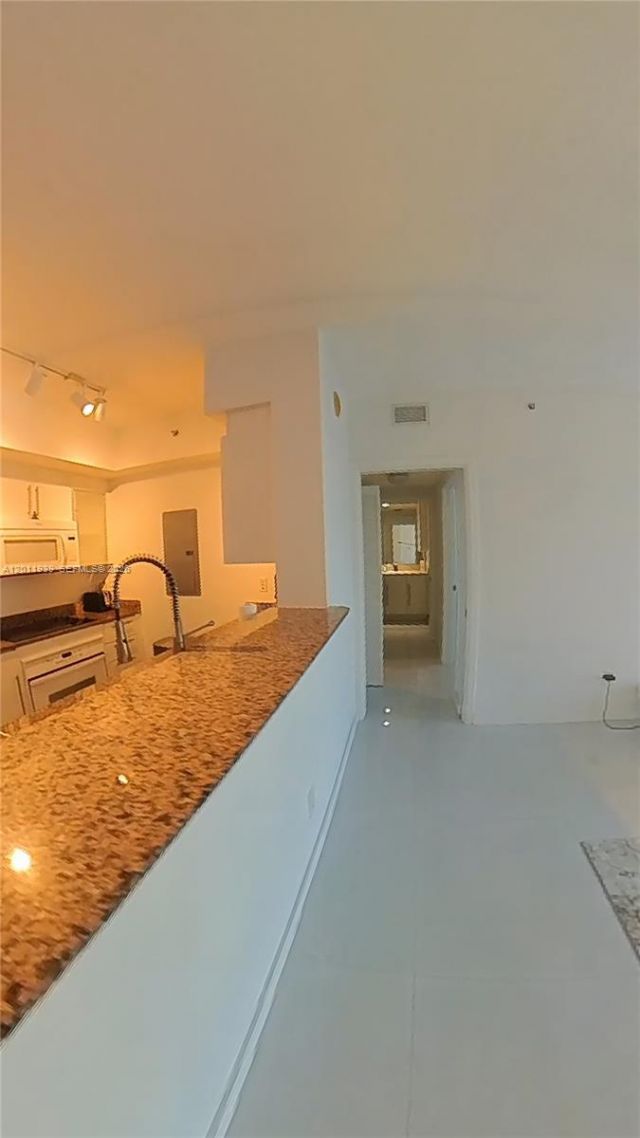 325 S Biscayne Blvd, Unit 3517, Miami, FL 33131 Photo