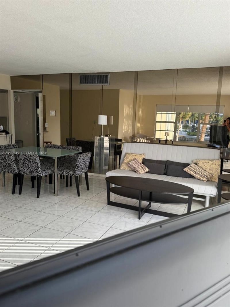 11111 Biscayne Blvd, Unit 2H, Miami, FL 33181 Photo