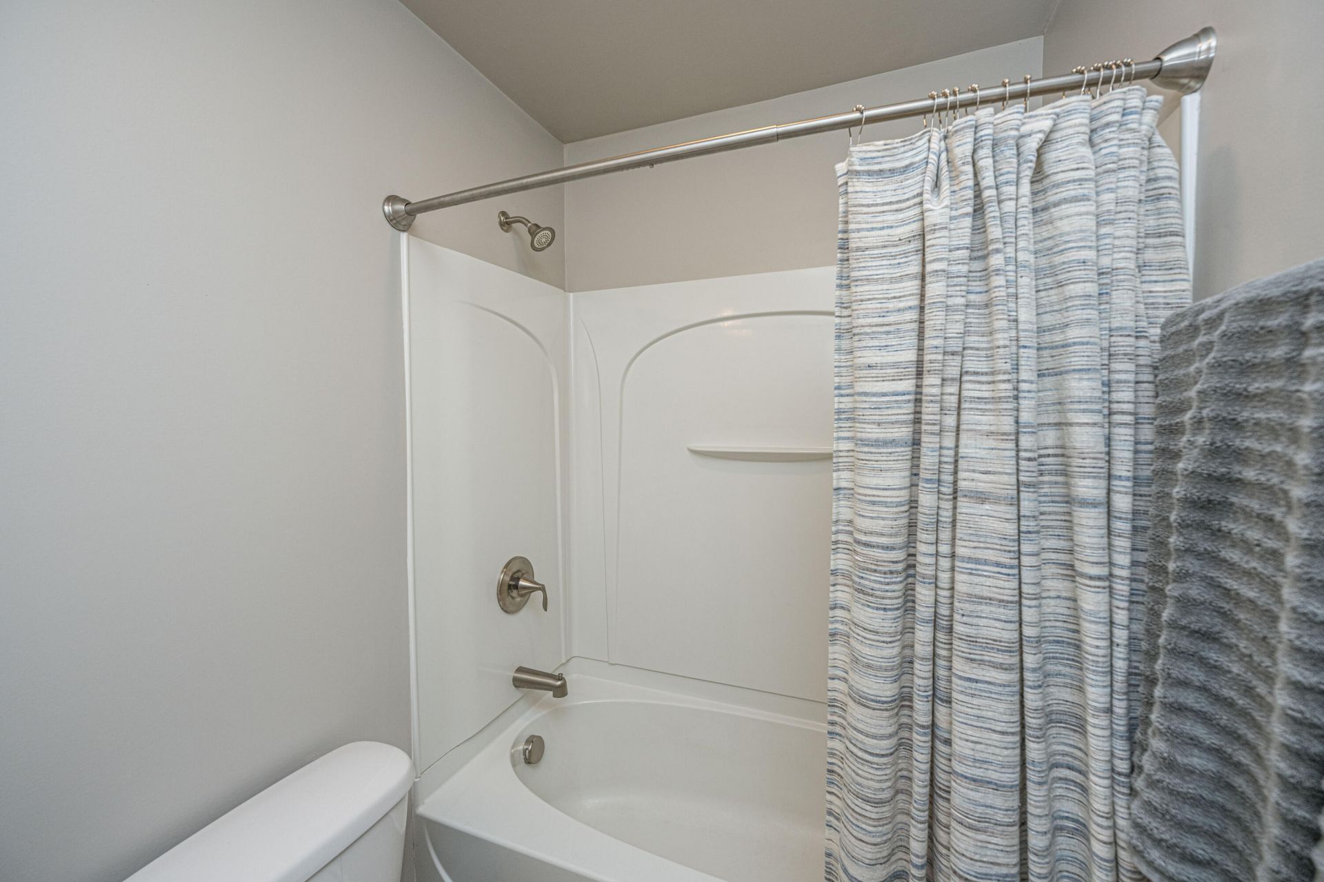 104 Blackwater Way Photo 34