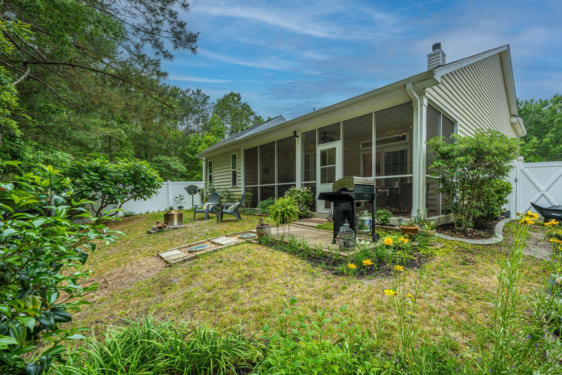 104 Blackwater Way Photo 6