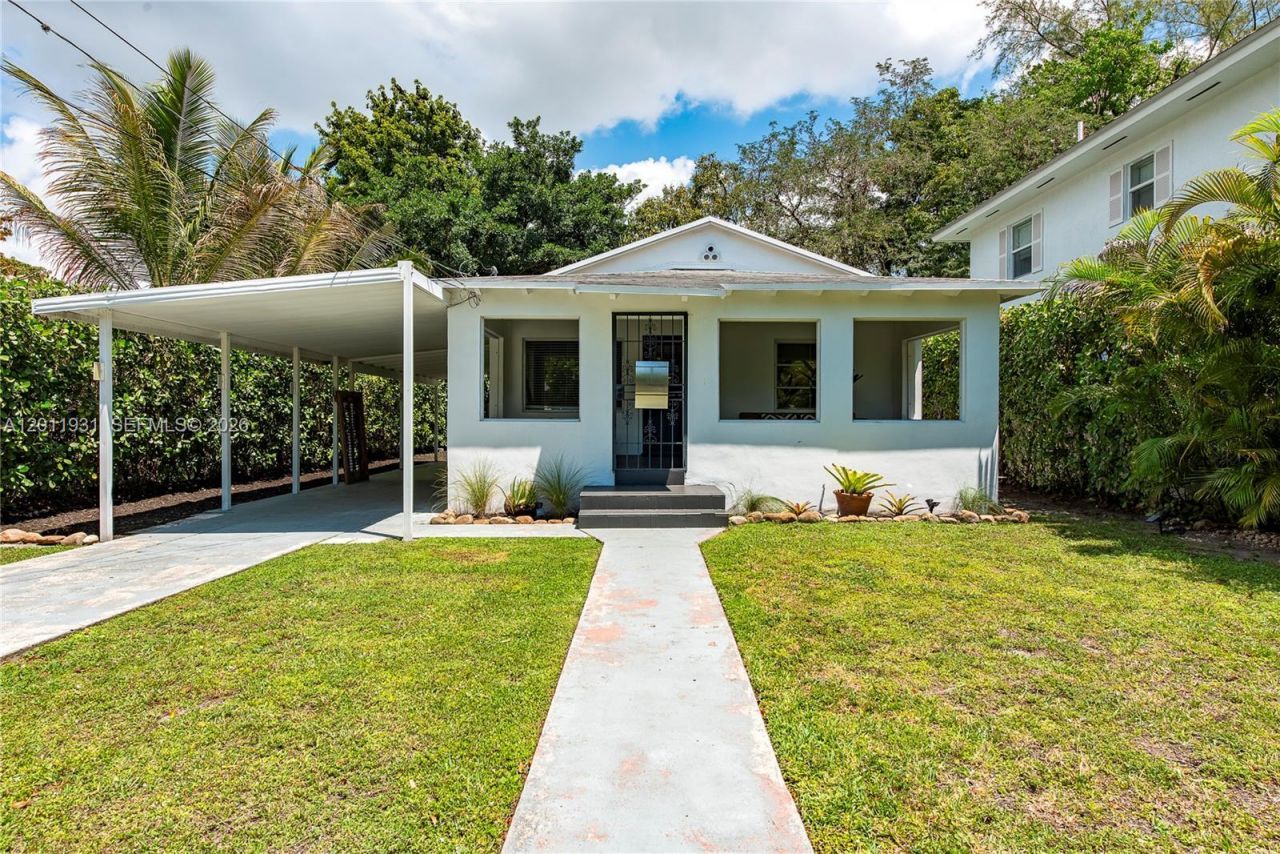 3655 Oak Ave , Unit 3655, Miami, FL 33133 Photo