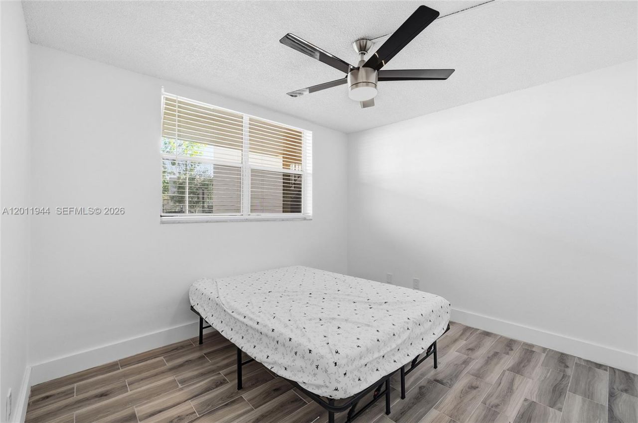 5860 NW 64th Ave, Unit 102, Tamarac, FL 33319 Photo