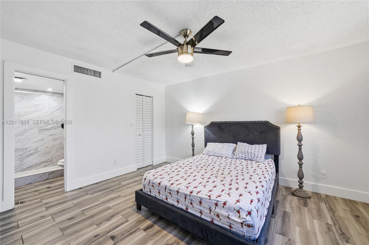 5860 NW 64th Ave, Unit 102, Tamarac, FL 33319 Photo
