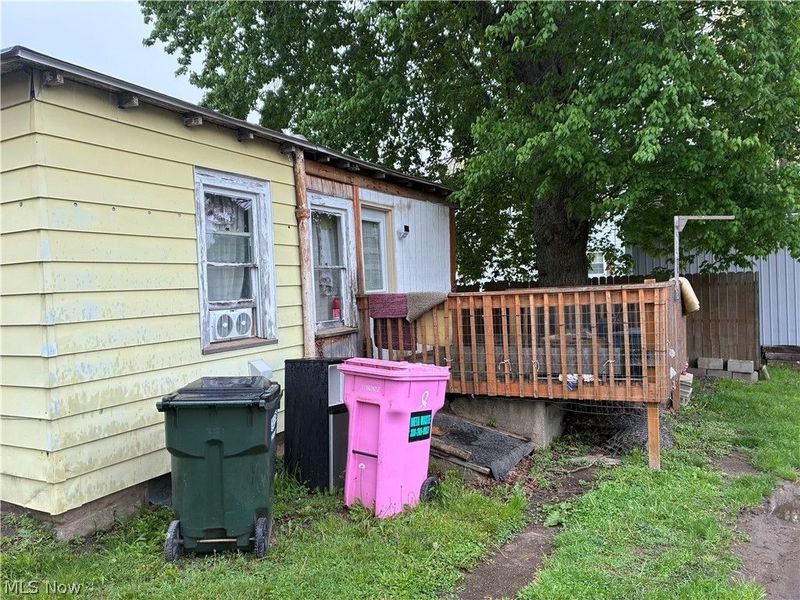 134 Harmon Avenue NE, Brewster, OH 44613 Photo 3