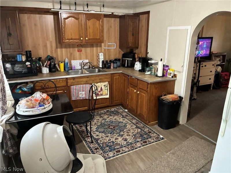 134 Harmon Avenue NE, Brewster, OH 44613 Photo 4