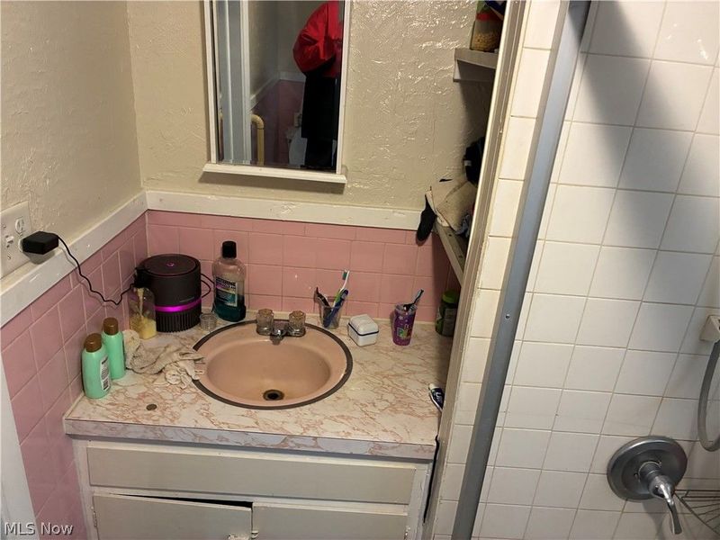 134 Harmon Avenue NE, Brewster, OH 44613 Photo 6