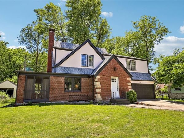 415 E 75TH Street, Kansas City, MO 64131