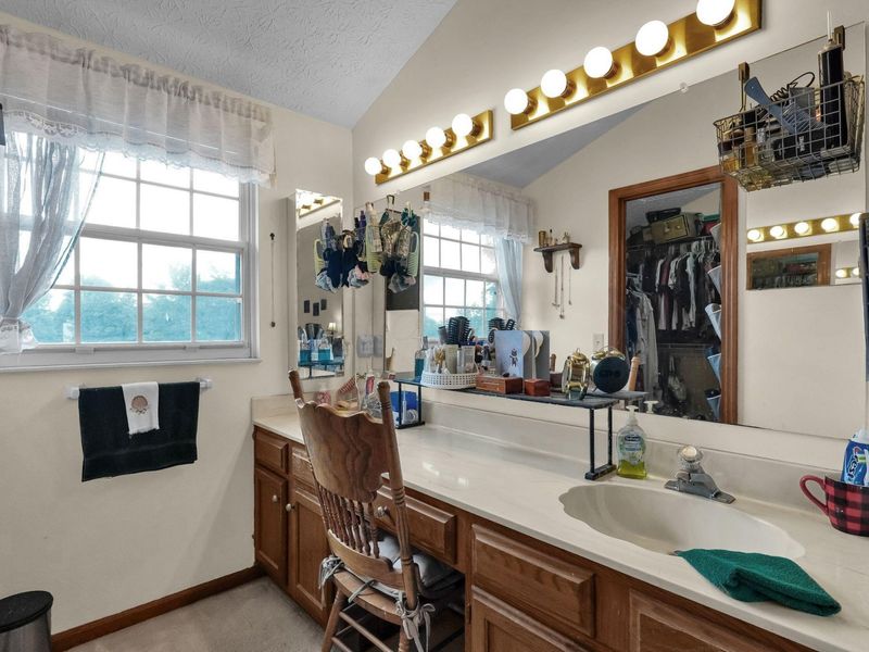 527 Warwick Lane, Pickerington, OH 43147 Photo 20
