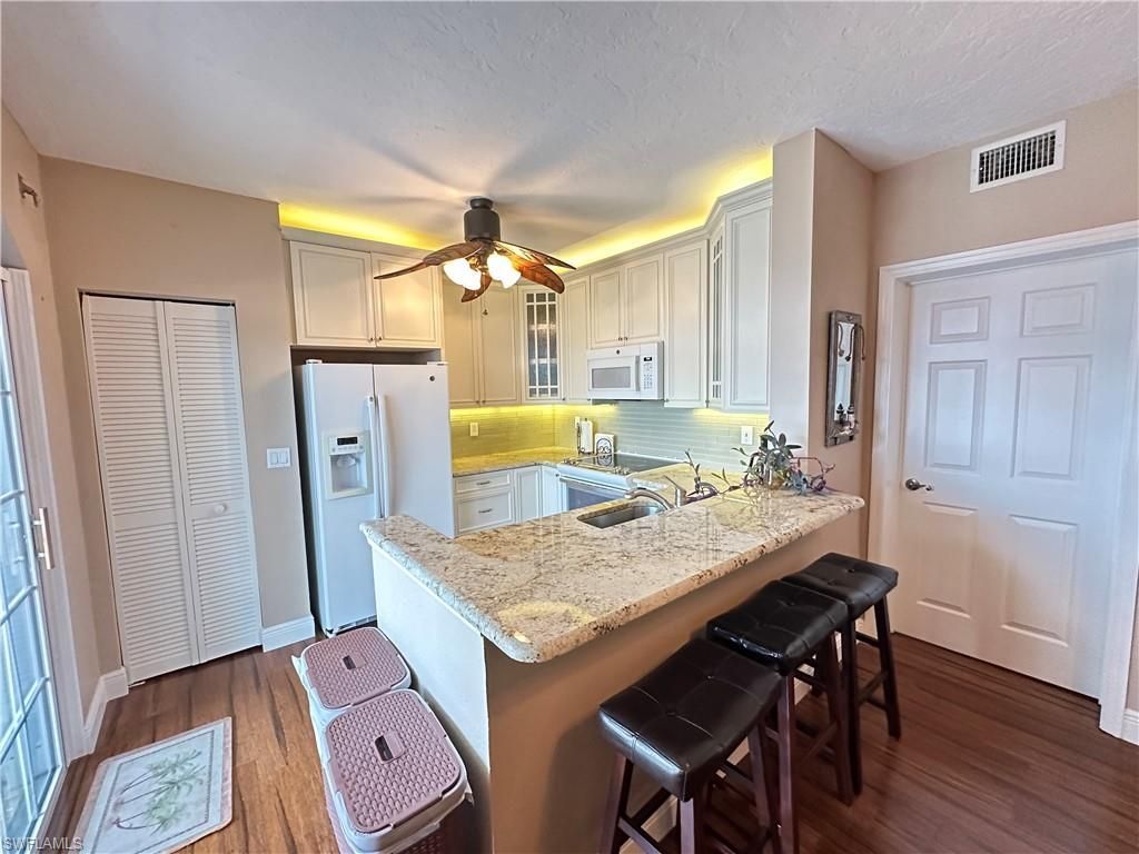22748 Island Pines Way, Unit 302, Fort Myers Beach, FL 33931 Photo
