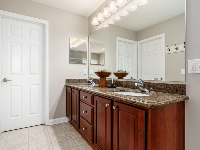 7158 Tumblebrook Drive, New Albany, OH 43054 Photo 35