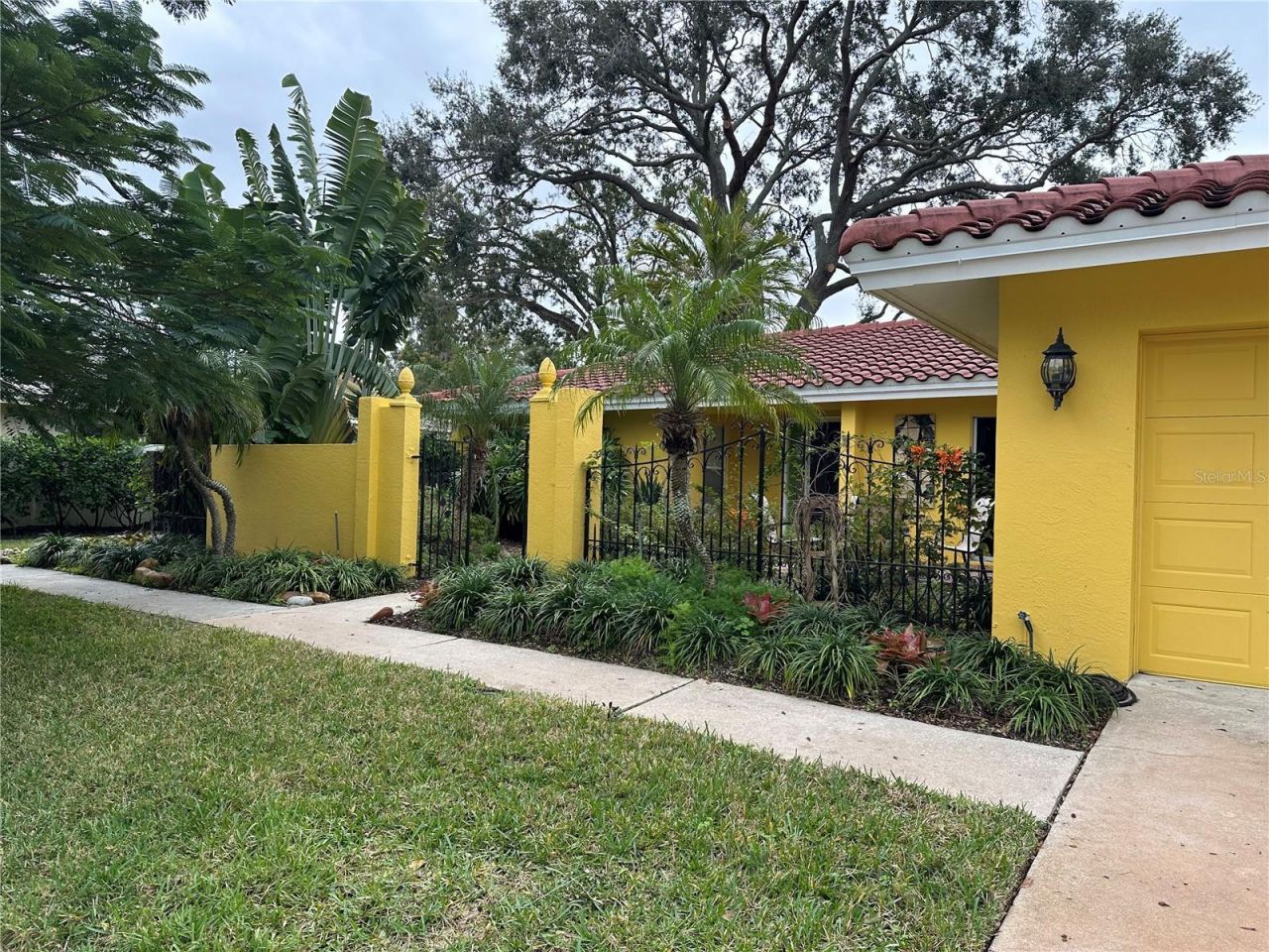 1883 Riviera Circle, Sarasota, FL 34232 Photo