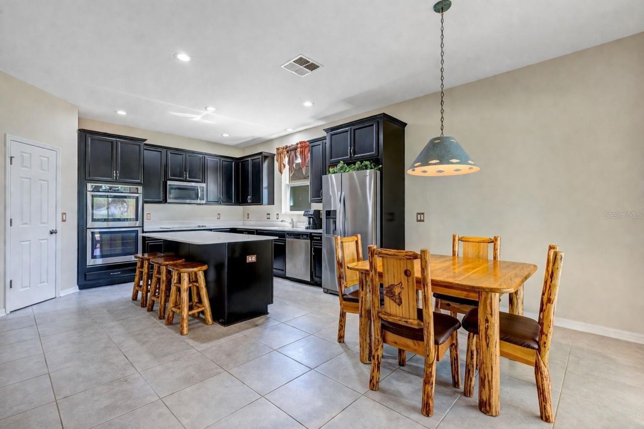 26868 White Plains Way, Leesburg, FL 34748 Photo