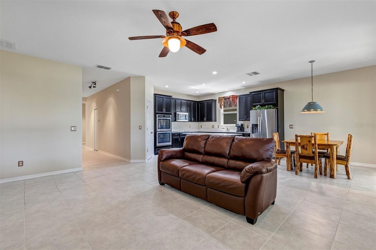 26868 White Plains Way, Leesburg, FL 34748 Photo