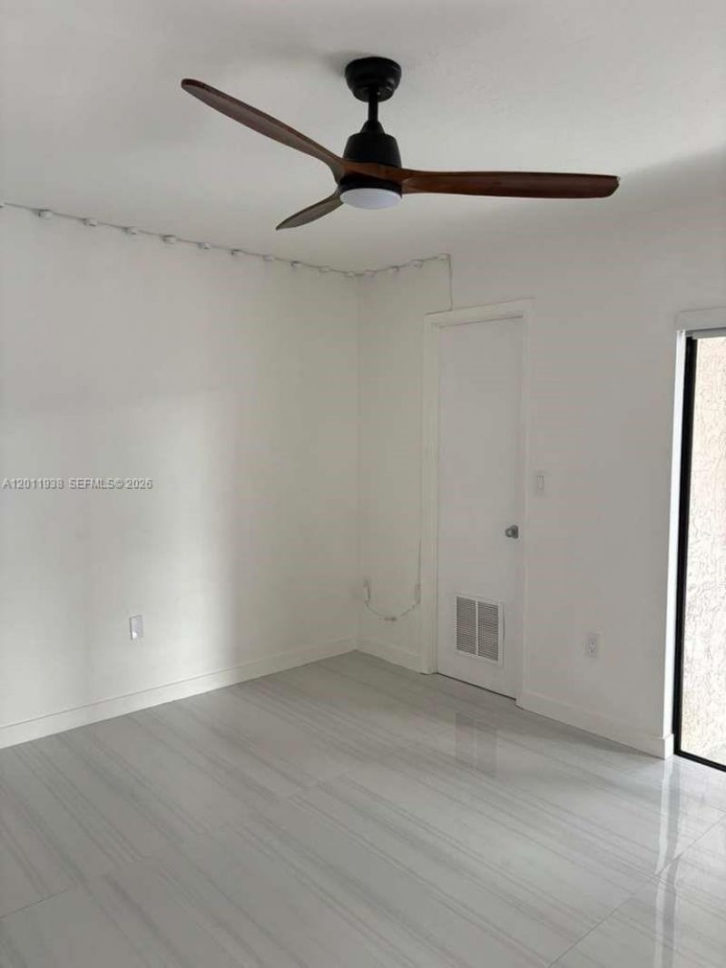 10350 SW 220th St, Unit 233, Cutler Bay, FL 33190 Photo