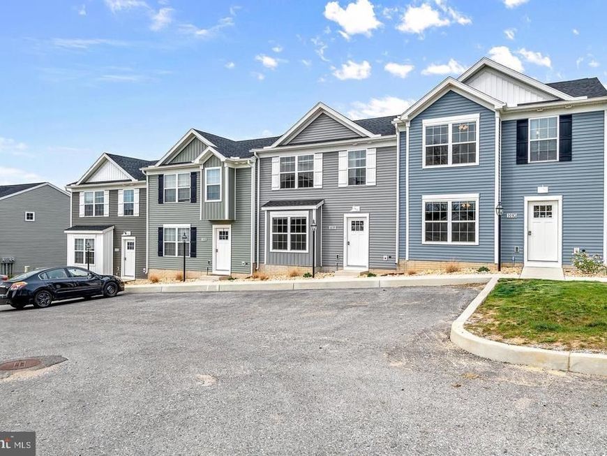 Sienna Blvd , Unit 204, New Cumberland, PA 17070 Main Photo