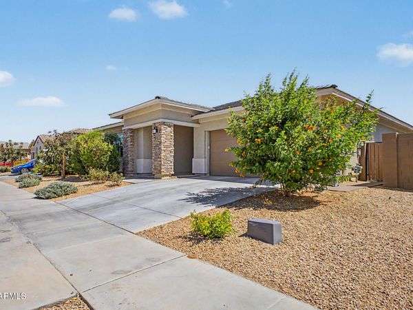 3911 W BUIST Avenue, Laveen, AZ 85339