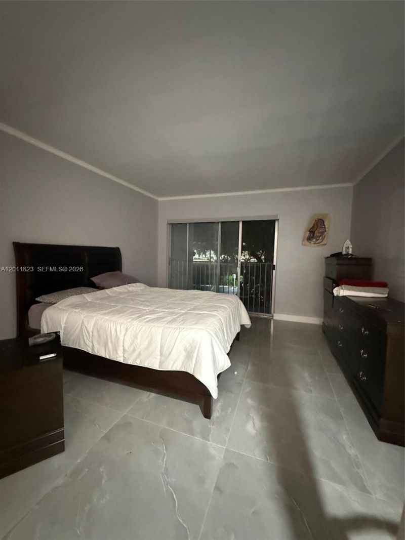 7801 NE 4th Ct, Unit 112, Miami, FL 33138 Photo