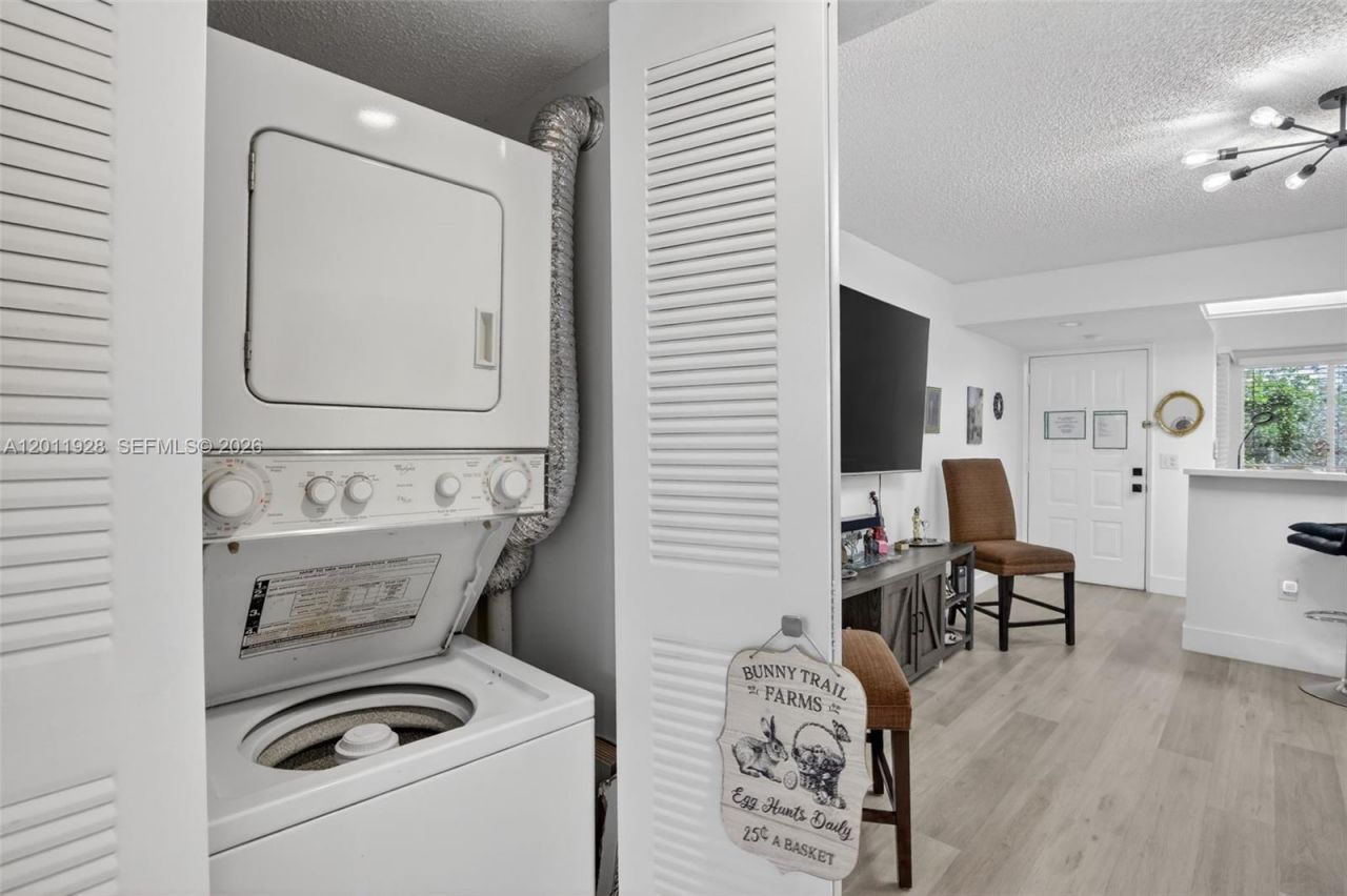 800 SW 137th Ave, Unit 411G, Pembroke Pines, FL 33027 Photo